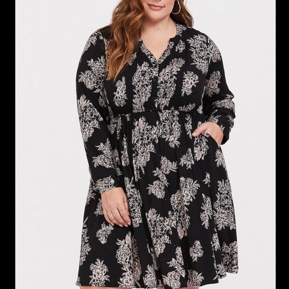 torrid Dresses & Skirts - Torrid Black Floral Challis Shirt Dress, 1X